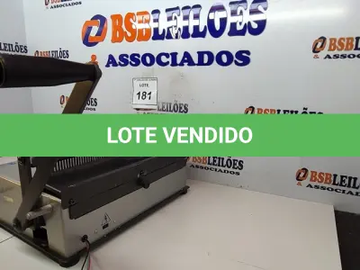 LOTE 181 - 01 ENCADERNADORA MARCA LASSANE. (NO ESTADO) ATENÇÃO! FAZER A VISITAÇÃO ANTES DE ARREMATAR, NÃO SABEMOS SE FUNCIONA, LEILÃO NÃO TEM GARANTIA E NEM DEVOLUÇÃO, SUJEITO A POSSÍVEIS AVARIAS VISÍVEIS/OCULTAS E/OU AUSÊNCIA DE COMPONENTES.