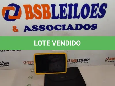 LOTE 115 - 01 TABLET SEM FONTE COM CASE MARCA POSITIVO. (NO ESTADO) ATENÇÃO! FAZER A VISITAÇÃO ANTES DE ARREMATAR, NÃO SABEMOS SE FUNCIONA, LEILÃO NÃO TEM GARANTIA E NEM DEVOLUÇÃO, SUJEITO A POSSÍVEIS AVARIAS VISÍVEIS/OCULTAS E/OU AUSÊNCIA DE COMPONENTES.