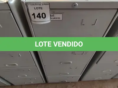 LOTE 140 - 01 ARQUIVO DE AÇO 04 GAVETAS. (NO ESTADO) ATENÇÃO! FAZER A VISITAÇÃO ANTES DE ARREMATAR, NÃO SABEMOS SE FUNCIONA, LEILÃO NÃO TEM GARANTIA E NEM DEVOLUÇÃO, SUJEITO A POSSÍVEIS AVARIAS VISÍVEIS/OCULTAS E/OU AUSÊNCIA DE COMPONENTES.