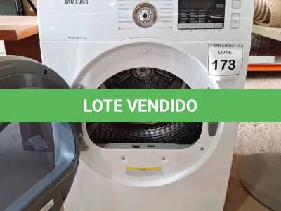 LOTE 173 - 01 SECADORA DE ROUPAS SAMSUNG 220V. (NO ESTADO EM QUE SE ENCONTRA. SUJEITO A AVARIAS OCULTAS/VISÍVEIS.) BF8538J