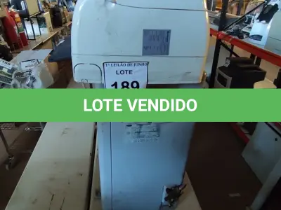 LOTE 189 - 01 AR CONDICIONADO MODELO SPRINGER MARCA CARRIER. (NO ESTADO) ATENÇÃO! FAZER A VISITAÇÃO ANTES DE ARREMATAR, NÃO SABEMOS SE FUNCIONA, LEILÃO NÃO TEM GARANTIA E NEM DEVOLUÇÃO, SUJEITO A POSSÍVEIS AVARIAS VISÍVEIS/OCULTAS E/OU AUSÊNCIA DE COMPONENTES.