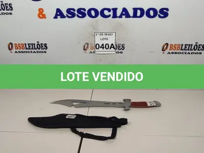 LOTE 040 - 01 FACÃO IMPORTADA AÇO INOXIDÁVEL CABO EM MADEIRA FULL TANG BAINHA DE NYLON TAMANHO TOTAL 50CM PESO 526G JÁ AFIADA   (NOVO) (NO ESTADO) ATENÇÃO! FAZER A VISITAÇÃO ANTES DE ARREMATAR, NÃO SABEMOS SE FUNCIONA. LEILÃO NÃO TEM GARANTIA E NEM DEVOLUÇÃO, SUJEITO A POSSÍVEIS AVARIAS VISÍVEIS/OCULTAS E/OU AUSÊNCIA DE COMPONENTES.