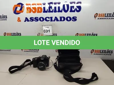 LOTE 031 - 01 MÁQUINA FOTOGRÁFICA FULL HD 1080 A PILHA MARCA KODAK COM CASE. (NO ESTADO) ATENÇÃO! FAZER A VISITAÇÃO ANTES DE ARREMATAR, NÃO SABEMOS SE FUNCIONA, LEILÃO NÃO TEM GARANTIA E NEM DEVOLUÇÃO, SUJEITO A POSSÍVEIS AVARIAS VISÍVEIS/OCULTAS E/OU AUSÊNCIA DE COMPONENTES.