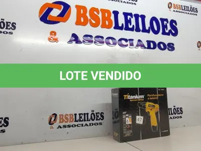 LOTE 260 - 01 PARAFUSADEIRA A BATERIA 12V 2BITS E CARREGADOR  (NOVO) (NO ESTADO) ATENÇÃO! FAZER A VISITAÇÃO ANTES DE ARREMATAR, NÃO SABEMOS SE FUNCIONA. LEILÃO NÃO TEM GARANTIA E NEM DEVOLUÇÃO, SUJEITO A POSSÍVEIS AVARIAS VISÍVEIS/OCULTAS E/OU AUSÊNCIA DE COMPONENTES.