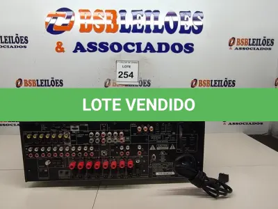LOTE 254 - 01 RECEIVER AVR 888 MARCA DENON. (NO ESTADO) ATENÇÃO! FAZER A VISITAÇÃO ANTES DE ARREMATAR, NÃO SABEMOS SE FUNCIONA, LEILÃO NÃO TEM GARANTIA E NEM DEVOLUÇÃO, SUJEITO A POSSÍVEIS AVARIAS VISÍVEIS/OCULTAS E/OU AUSÊNCIA DE COMPONENTES.