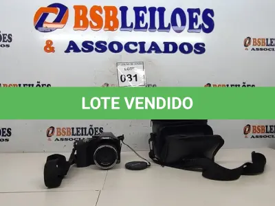 LOTE 031 - 01 MÁQUINA FOTOGRÁFICA FULL HD 1080 A PILHA MARCA KODAK COM CASE. (NO ESTADO) ATENÇÃO! FAZER A VISITAÇÃO ANTES DE ARREMATAR, NÃO SABEMOS SE FUNCIONA, LEILÃO NÃO TEM GARANTIA E NEM DEVOLUÇÃO, SUJEITO A POSSÍVEIS AVARIAS VISÍVEIS/OCULTAS E/OU AUSÊNCIA DE COMPONENTES.