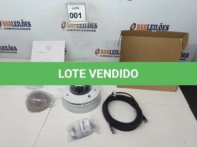 LOTE 001 - 01 CÂMERA DE SEGURANÇA DOME AXIS P3343-VE 12MM. (NO ESTADO) ATENÇÃO! FAZER A VISITAÇÃO ANTES DE ARREMATAR, NÃO SABEMOS SE FUNCIONA, LEILÃO NÃO TEM GARANTIA E NEM DEVOLUÇÃO, SUJEITO A POSSÍVEIS AVARIAS VISÍVEIS/OCULTAS E/OU AUSÊNCIA DE COMPONENTES.