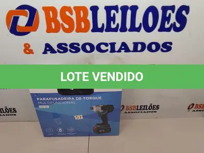 LOTE 115 - 01 CHAVE DE IMPACTO/PARAFUSADEIRA DE TORQUE DUAS BATERIAS 21V 380NN COM MALETA E VÁRIOS ACESSÓRIOS  (NOVO) (NO ESTADO) ATENÇÃO! FAZER A VISITAÇÃO ANTES DE ARREMATAR, NÃO SABEMOS SE FUNCIONA. LEILÃO NÃO TEM GARANTIA E NEM DEVOLUÇÃO, SUJEITO A POSSÍVEIS AVARIAS VISÍVEIS/OCULTAS E/OU AUSÊNCIA DE COMPONENTES.