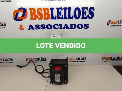 LOTE 098 - 01 TRANSFORMADOR ISOLADOR 120VCA E 110VCA OU 220VCA MARCA SENS. (NO ESTADO) ATENÇÃO! FAZER A VISITAÇÃO ANTES DE ARREMATAR, NÃO SABEMOS SE FUNCIONA, LEILÃO NÃO TEM GARANTIA E NEM DEVOLUÇÃO, SUJEITO A POSSÍVEIS AVARIAS VISÍVEIS/OCULTAS E/OU AUSÊNCIA DE COMPONENTES.