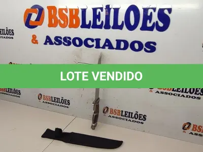 LOTE 015 - 01 FACA IMPORTADA AÇO INOXIDÁVEL CABO EM MADEIRA COM POMO CABEÇA DE ONÇA FULL TANG BAINHA DE NYLON TAMANHO TOTAL 34CM PESO 342G JÁ AFIADA (NOVO) (NO ESTADO) ATENÇÃO! FAZER A VISITAÇÃO ANTES DE ARREMATAR, NÃO SABEMOS SE FUNCIONA. LEILÃO NÃO TEM GARANTIA E NEM DEVOLUÇÃO, SUJEITO A POSSÍVEIS AVARIAS VISÍVEIS/OCULTAS E/OU AUSÊNCIA DE COMPONENTES.