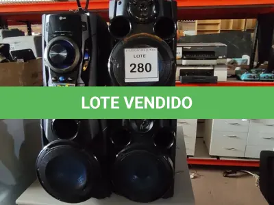 LOTE 280 - 01 APARELHO DE SOM COM 03 CAIXAS MARCAS LG. (NO ESTADO) ATENÇÃO! FAZER A VISITAÇÃO ANTES DE ARREMATAR, NÃO SABEMOS SE FUNCIONA, LEILÃO NÃO TEM GARANTIA E NEM DEVOLUÇÃO, SUJEITO A POSSÍVEIS AVARIAS VISÍVEIS/OCULTAS E/OU AUSÊNCIA DE COMPONENTES.