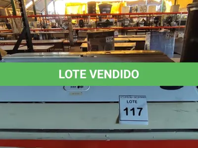 LOTE 117 - 01 CONDENSADORA E 01 EVAPORADORA DE AR MARCA CARRIER. (NO ESTADO) ATENÇÃO! FAZER A VISITAÇÃO ANTES DE ARREMATAR, NÃO SABEMOS SE FUNCIONA, LEILÃO NÃO TEM GARANTIA E NEM DEVOLUÇÃO, SUJEITO A POSSÍVEIS AVARIAS VISÍVEIS/OCULTAS E/OU AUSÊNCIA DE COMPONENTES.