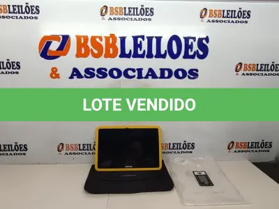 LOTE 045 - 01 TABLET SEM FONTE COM CASE MARCA POSITIVO. (NO ESTADO) ATENÇÃO! FAZER A VISITAÇÃO ANTES DE ARREMATAR, NÃO SABEMOS SE FUNCIONA, LEILÃO NÃO TEM GARANTIA E NEM DEVOLUÇÃO, SUJEITO A POSSÍVEIS AVARIAS VISÍVEIS/OCULTAS E/OU AUSÊNCIA DE COMPONENTES.