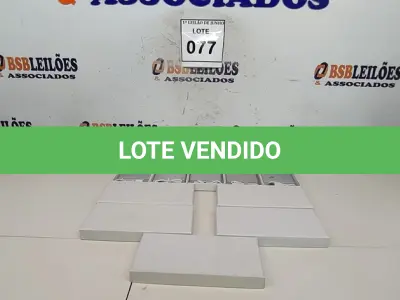 LOTE 077 - 05 BATERIAS METÁLICAS. (NO ESTADO) ATENÇÃO! FAZER A VISITAÇÃO ANTES DE ARREMATAR, NÃO SABEMOS SE FUNCIONA, LEILÃO NÃO TEM GARANTIA E NEM DEVOLUÇÃO, SUJEITO A POSSÍVEIS AVARIAS VISÍVEIS/OCULTAS E/OU AUSÊNCIA DE COMPONENTES.
