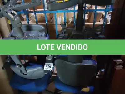 LOTE 276 - 04 CADEIRAS DE ESCRITÓRIO GIRATÓRIAS. (NO ESTADO) ATENÇÃO! FAZER A VISITAÇÃO ANTES DE ARREMATAR, NÃO SABEMOS SE FUNCIONA, LEILÃO NÃO TEM GARANTIA E NEM DEVOLUÇÃO, SUJEITO A POSSÍVEIS AVARIAS VISÍVEIS/OCULTAS E/OU AUSÊNCIA DE COMPONENTES.