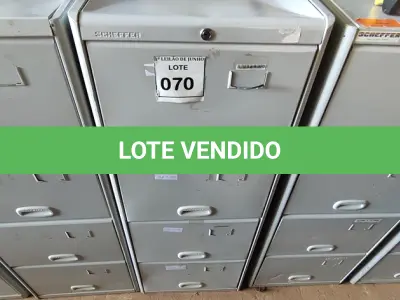 LOTE 070 - 01 ARQUIVO DE AÇO 04 GAVETAS. (NO ESTADO) ATENÇÃO! FAZER A VISITAÇÃO ANTES DE ARREMATAR, NÃO SABEMOS SE FUNCIONA, LEILÃO NÃO TEM GARANTIA E NEM DEVOLUÇÃO, SUJEITO A POSSÍVEIS AVARIAS VISÍVEIS/OCULTAS E/OU AUSÊNCIA DE COMPONENTES.