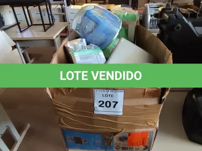 LOTE 207 - 01 LOTE COM PERIFÉRICOS DIVERSOS. (NO ESTADO) ATENÇÃO! FAZER A VISITAÇÃO ANTES DE ARREMATAR, NÃO SABEMOS SE FUNCIONA, LEILÃO NÃO TEM GARANTIA E NEM DEVOLUÇÃO, SUJEITO A POSSÍVEIS AVARIAS VISÍVEIS/OCULTAS E/OU AUSÊNCIA DE COMPONENTES.
