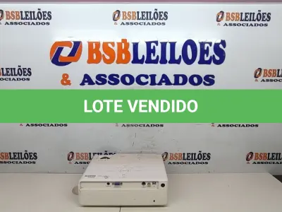 LOTE 006 - 01 PROJETOR MULTIMÍDIA PRO-X SVGA MODELO PDG-DSU20N MARCA SANYO. (NO ESTADO) ATENÇÃO! FAZER A VISITAÇÃO ANTES DE ARREMATAR, NÃO SABEMOS SE FUNCIONA, LEILÃO NÃO TEM GARANTIA E NEM DEVOLUÇÃO, SUJEITO A POSSÍVEIS AVARIAS VISÍVEIS/OCULTAS E/OU AUSÊNCIA DE COMPONENTES.