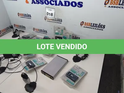 LOTE 018 - 09 LEITORES DE CARTÃO DE MEMÓRIA, 01 CASE PRA HD EXTERNO 3.5’’ E 06 MICROFONES. ATENÇÃO! FAZER A VISITAÇÃO ANTES DE ARREMATAR, NÃO SABEMOS SE FUNCIONA, LEILÃO NÃO TEM GARANTIA E NEM DEVOLUÇÃO, SUJEITO A POSSÍVEIS AVARIAS VISÍVEIS/OCULTAS E/OU AUSÊNCIA DE COMPONENTES.