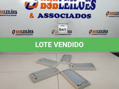 LOTE 041 - 05 BATERIAS METÁLICAS. (NO ESTADO) ATENÇÃO! FAZER A VISITAÇÃO ANTES DE ARREMATAR, NÃO SABEMOS SE FUNCIONA, LEILÃO NÃO TEM GARANTIA E NEM DEVOLUÇÃO, SUJEITO A POSSÍVEIS AVARIAS VISÍVEIS/OCULTAS E/OU AUSÊNCIA DE COMPONENTES.