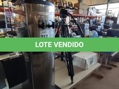 LOTE 212 - 01 BEBEDOURO VERTICAL INOX LIBEL PARA GARRAFÃO. (NO ESTADO) ATENÇÃO! FAZER A VISITAÇÃO ANTES DE ARREMATAR, NÃO SABEMOS SE FUNCIONA, LEILÃO NÃO TEM GARANTIA E NEM DEVOLUÇÃO, SUJEITO A POSSÍVEIS AVARIAS VISÍVEIS/OCULTAS E/OU AUSÊNCIA DE COMPONENTES.