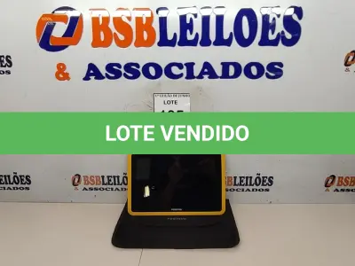 LOTE 105 - 01 TABLET SEM FONTE COM CASE MARCA POSITIVO. (NO ESTADO) ATENÇÃO! FAZER A VISITAÇÃO ANTES DE ARREMATAR, NÃO SABEMOS SE FUNCIONA, LEILÃO NÃO TEM GARANTIA E NEM DEVOLUÇÃO, SUJEITO A POSSÍVEIS AVARIAS VISÍVEIS/OCULTAS E/OU AUSÊNCIA DE COMPONENTES.