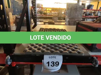 LOTE 139 - 01 SERVIDOR PARA COMPUTADOR. (NO ESTADO) ATENÇÃO! FAZER A VISITAÇÃO ANTES DE ARREMATAR, NÃO SABEMOS SE FUNCIONA, LEILÃO NÃO TEM GARANTIA E NEM DEVOLUÇÃO, SUJEITO A POSSÍVEIS AVARIAS VISÍVEIS/OCULTAS E/OU AUSÊNCIA DE COMPONENTES.