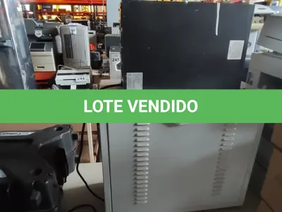 LOTE 251 - 01 NOBREAK MARCA SMS E UM BANCO DE BATERIAS COM 04 BATERIAS. (NO ESTADO) ATENÇÃO! FAZER A VISITAÇÃO ANTES DE ARREMATAR, NÃO SABEMOS SE FUNCIONA, LEILÃO NÃO TEM GARANTIA E NEM DEVOLUÇÃO, SUJEITO A POSSÍVEIS AVARIAS VISÍVEIS/OCULTAS E/OU AUSÊNCIA DE COMPONENTES.