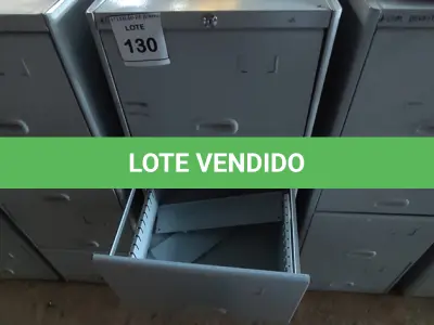 LOTE 130 - 01 ARQUIVO DE AÇO 04 GAVETAS. (NO ESTADO) ATENÇÃO! FAZER A VISITAÇÃO ANTES DE ARREMATAR, NÃO SABEMOS SE FUNCIONA, LEILÃO NÃO TEM GARANTIA E NEM DEVOLUÇÃO, SUJEITO A POSSÍVEIS AVARIAS VISÍVEIS/OCULTAS E/OU AUSÊNCIA DE COMPONENTES.
