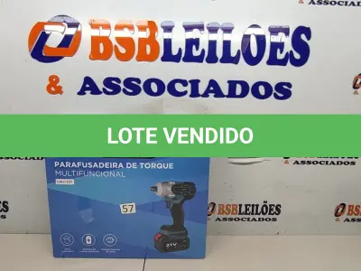 LOTE 115 - 01 CHAVE DE IMPACTO/PARAFUSADEIRA DE TORQUE DUAS BATERIAS 21V 380NN COM MALETA E VÁRIOS ACESSÓRIOS  (NOVO) (NO ESTADO) ATENÇÃO! FAZER A VISITAÇÃO ANTES DE ARREMATAR, NÃO SABEMOS SE FUNCIONA. LEILÃO NÃO TEM GARANTIA E NEM DEVOLUÇÃO, SUJEITO A POSSÍVEIS AVARIAS VISÍVEIS/OCULTAS E/OU AUSÊNCIA DE COMPONENTES.