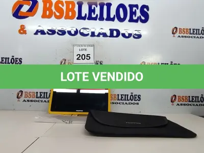 LOTE 205 - 01 TABLET SEM FONTE COM CASE MARCA POSITIVO. (NO ESTADO) ATENÇÃO! FAZER A VISITAÇÃO ANTES DE ARREMATAR, NÃO SABEMOS SE FUNCIONA, LEILÃO NÃO TEM GARANTIA E NEM DEVOLUÇÃO, SUJEITO A POSSÍVEIS AVARIAS VISÍVEIS/OCULTAS E/OU AUSÊNCIA DE COMPONENTES.