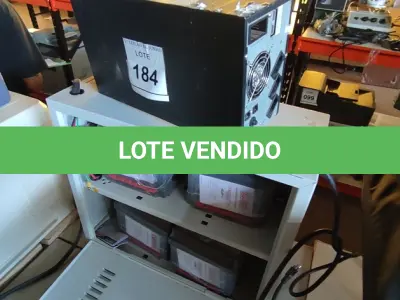 LOTE 184 - 01 NOBREAK SONOIDAL MARCA LACERDA. (NO ESTADO) ATENÇÃO! FAZER A VISITAÇÃO ANTES DE ARREMATAR, NÃO SABEMOS SE FUNCIONA, LEILÃO NÃO TEM GARANTIA E NEM DEVOLUÇÃO, SUJEITO A POSSÍVEIS AVARIAS VISÍVEIS/OCULTAS E/OU AUSÊNCIA DE COMPONENTES.
