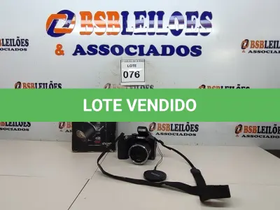 LOTE 076 - 01 MÁQUINA FOTOGRÁFICA MAX Z990 FULL HD MARCA KODAK. (NO ESTADO) ATENÇÃO! FAZER A VISITAÇÃO ANTES DE ARREMATAR, NÃO SABEMOS SE FUNCIONA, LEILÃO NÃO TEM GARANTIA E NEM DEVOLUÇÃO, SUJEITO A POSSÍVEIS AVARIAS VISÍVEIS/OCULTAS E/OU AUSÊNCIA DE COMPONENTES.