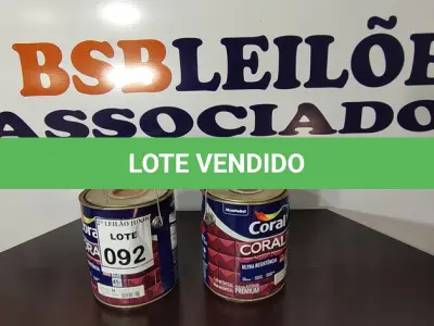 LOTE 092 - 02 LATAS DE TINTA MARCA COLORAL ESMALTE SINTÉTICO, PARA MADEIRA E METAL, NA COR ACETINADO COM 3,2L CADA. (NO ESTADO) ATENÇÃO! FAZER A VISITAÇÃO ANTES DE ARREMATAR, NÃO SABEMOS SE FUNCIONA, LEILÃO NÃO TEM GARANTIA E NEM DEVOLUÇÃO, SUJEITO A POSSÍVEIS AVARIAS VISÍVEIS/OCULTAS E/OU AUSÊNCIA DE COMPONENTES.