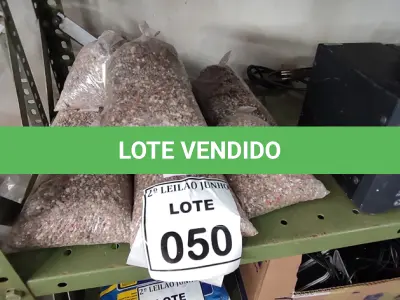 LOTE 050 - 08 PACOTES DE ADUBO QUÍMICO PARA PLANTAS. (NO ESTADO) ATENÇÃO! FAZER A VISITAÇÃO ANTES DE ARREMATAR, NÃO SABEMOS SE FUNCIONA, LEILÃO NÃO TEM GARANTIA E NEM DEVOLUÇÃO, SUJEITO A POSSÍVEIS AVARIAS VISÍVEIS/OCULTAS E/OU AUSÊNCIA DE COMPONENTES.