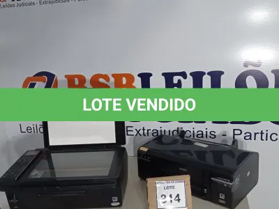 LOTE 314 - 02 IMPRESSORAS MARCA EPSON SENDO 01 MODELO PHOTO T50 E 01 TX410. (NO ESTADO) ATENÇÃO! FAZER A VISITAÇÃO ANTES DE ARREMATAR, NÃO SABEMOS SE FUNCIONA, LEILÃO NÃO TEM GARANTIA E NEM DEVOLUÇÃO, SUJEITO A POSSÍVEIS AVARIAS VISÍVEIS/OCULTAS E/OU AUSÊNCIA DE COMPONENTES.