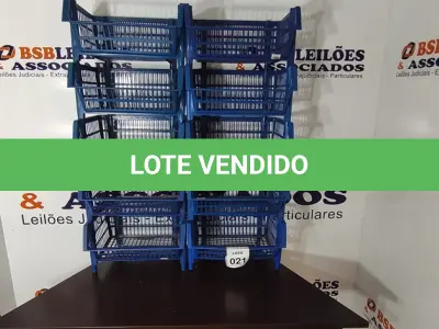 LOTE 021 - 10 CESTAS ORGANIZADORAS NA COR AZUL. (NO ESTADO) ATENÇÃO! FAZER A VISITAÇÃO ANTES DE ARREMATAR, NÃO SABEMOS SE FUNCIONA, LEILÃO NÃO TEM GARANTIA E NEM DEVOLUÇÃO, SUJEITO A POSSÍVEIS AVARIAS VISÍVEIS/OCULTAS E/OU AUSÊNCIA DE COMPONENTES.