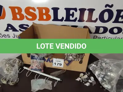 LOTE 179 - 01 LOTE COM GRANDE QUANTIDADE DE SUSPENSÓRIOS E FIXADORES DIVERSOS. (NO ESTADO) ATENÇÃO! FAZER A VISITAÇÃO ANTES DE ARREMATAR, NÃO SABEMOS SE FUNCIONA, LEILÃO NÃO TEM GARANTIA E NEM DEVOLUÇÃO, SUJEITO A POSSÍVEIS AVARIAS VISÍVEIS/OCULTAS E/OU AUSÊNCIA DE COMPONENTES.