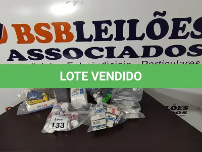 LOTE 133 - 01 LOTE COM BRINQUEDOS E PRODUTOS PARTA ANIMAIS DOMÉSTICOS. (NO ESTADO) ATENÇÃO! FAZER A VISITAÇÃO ANTES DE ARREMATAR, NÃO SABEMOS SE FUNCIONA, LEILÃO NÃO TEM GARANTIA E NEM DEVOLUÇÃO, SUJEITO A POSSÍVEIS AVARIAS VISÍVEIS/OCULTAS E/OU AUSÊNCIA DE COMPONENTES.