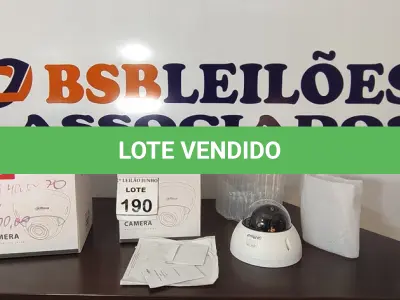 LOTE 190 - 02 CÂMERAS DOME MARCA AJHUA. (NO ESTADO) ATENÇÃO! FAZER A VISITAÇÃO ANTES DE ARREMATAR, NÃO SABEMOS SE FUNCIONA, LEILÃO NÃO TEM GARANTIA E NEM DEVOLUÇÃO, SUJEITO A POSSÍVEIS AVARIAS VISÍVEIS/OCULTAS E/OU AUSÊNCIA DE COMPONENTES.