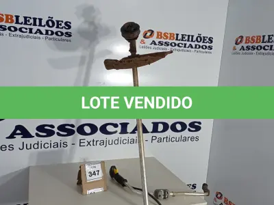 LOTE 347 - 01 ROÇADEIRA A GASOLINA COM AVARIAS. (NO ESTADO) ATENÇÃO! FAZER A VISITAÇÃO ANTES DE ARREMATAR, NÃO SABEMOS SE FUNCIONA. LEILÃO NÃO TEM GARANTIA E NEM DEVOLUÇÃO, SUJEITO A POSSÍVEIS AVARIAS VISÍVEIS/OCULTAS E/OU AUSÊNCIA DE COMPONENTES.