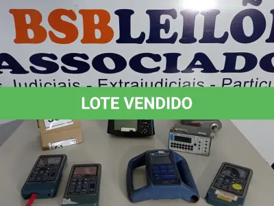 LOTE 332 - 03 ANEMÔMETROS AV6, 01 MEDIDOR DE OXIGÊNIO, 01 AGITADOR MAGNÉTICO E 01 MEDIDOR DE EQUIPAMENTOS DE AR CONDICIONADO. (NO ESTADO) ATENÇÃO! FAZER A VISITAÇÃO ANTES DE ARREMATAR, NÃO SABEMOS SE FUNCIONA. LEILÃO NÃO TEM GARANTIA E NEM DEVOLUÇÃO, SUJEITO A POSSÍVEIS AVARIAS VISÍVEIS/OCULTAS E/OU AUSÊNCIA DE COMPONENTES.