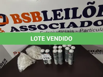 LOTE 128 - 17 SELANTES ACRÍLICOS. (NO ESTADO) ATENÇÃO! FAZER A VISITAÇÃO ANTES DE ARREMATAR, NÃO SABEMOS SE FUNCIONA, LEILÃO NÃO TEM GARANTIA E NEM DEVOLUÇÃO, SUJEITO A POSSÍVEIS AVARIAS VISÍVEIS/OCULTAS E/OU AUSÊNCIA DE COMPONENTES.