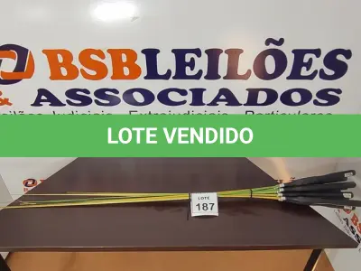 LOTE 187 - 10 VARAS DE FIBRA. (NO ESTADO) ATENÇÃO! FAZER A VISITAÇÃO ANTES DE ARREMATAR, NÃO SABEMOS SE FUNCIONA, LEILÃO NÃO TEM GARANTIA E NEM DEVOLUÇÃO, SUJEITO A POSSÍVEIS AVARIAS VISÍVEIS/OCULTAS E/OU AUSÊNCIA DE COMPONENTES.