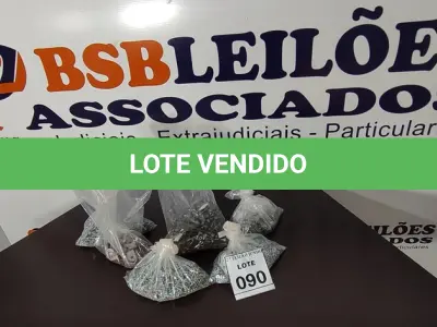 LOTE 090 - 01 LOTE COM GRANDE QUANTIDADE DE PARAFUSOS E ARRUELA. (NO ESTADO) ATENÇÃO! FAZER A VISITAÇÃO ANTES DE ARREMATAR, NÃO SABEMOS SE FUNCIONA, LEILÃO NÃO TEM GARANTIA E NEM DEVOLUÇÃO, SUJEITO A POSSÍVEIS AVARIAS VISÍVEIS/OCULTAS E/OU AUSÊNCIA DE COMPONENTES.