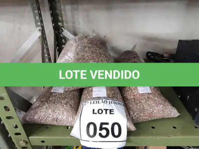 LOTE 050 - 08 PACOTES DE ADUBO QUÍMICO PARA PLANTAS. (NO ESTADO) ATENÇÃO! FAZER A VISITAÇÃO ANTES DE ARREMATAR, NÃO SABEMOS SE FUNCIONA, LEILÃO NÃO TEM GARANTIA E NEM DEVOLUÇÃO, SUJEITO A POSSÍVEIS AVARIAS VISÍVEIS/OCULTAS E/OU AUSÊNCIA DE COMPONENTES.