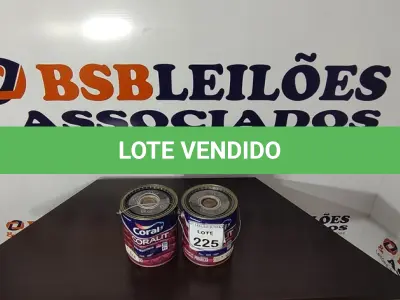 LOTE 225 - 02 LATAS DE TINTA MARCA CORAL ESMALTE SINTÉTICO, PARA MADEIRA E METAL, NAS CORES ACETINADO E BRILHANTE COM 3,2L CADA. (NO ESTADO) ATENÇÃO! FAZER A VISITAÇÃO ANTES DE ARREMATAR, NÃO SABEMOS SE FUNCIONA, LEILÃO NÃO TEM GARANTIA E NEM DEVOLUÇÃO, SUJEITO A POSSÍVEIS AVARIAS VISÍVEIS/OCULTAS E/OU AUSÊNCIA DE COMPONENTES.