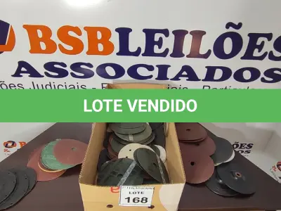 LOTE 168 - 01 LOTE COM GRANDE QUANTIDADE DE LIXAS PARA DISCOS DE CORTE. (NO ESTADO) ATENÇÃO! FAZER A VISITAÇÃO ANTES DE ARREMATAR, NÃO SABEMOS SE FUNCIONA, LEILÃO NÃO TEM GARANTIA E NEM DEVOLUÇÃO, SUJEITO A POSSÍVEIS AVARIAS VISÍVEIS/OCULTAS E/OU AUSÊNCIA DE COMPONENTES.