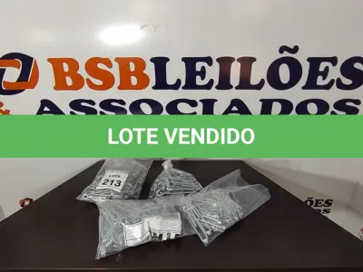 LOTE 213 - 01 LOTE COM GRANDE QUANTIDADE DE ESTICADORES. (NO ESTADO) ATENÇÃO! FAZER A VISITAÇÃO ANTES DE ARREMATAR, NÃO SABEMOS SE FUNCIONA, LEILÃO NÃO TEM GARANTIA E NEM DEVOLUÇÃO, SUJEITO A POSSÍVEIS AVARIAS VISÍVEIS/OCULTAS E/OU AUSÊNCIA DE COMPONENTES.