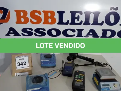 LOTE 342 - 02 AGITADORES DE TUBOS E MICROPLACAS, 01 MEDIDOR DE PH PORTÁTIL, 01 MEDIDOR CLIMÁTICO UNIVERSA, 01 AGITADOR MAGNÉTICO COM AQUECIMENTO E 01 BOMBA DE PRESSÃO MANUAL. (NO ESTADO) ATENÇÃO! FAZER A VISITAÇÃO ANTES DE ARREMATAR, NÃO SABEMOS SE FUNCIONA. LEILÃO NÃO TEM GARANTIA E NEM DEVOLUÇÃO, SUJEITO A POSSÍVEIS AVARIAS VISÍVEIS/OCULTAS E/OU AUSÊNCIA DE COMPONENTES.